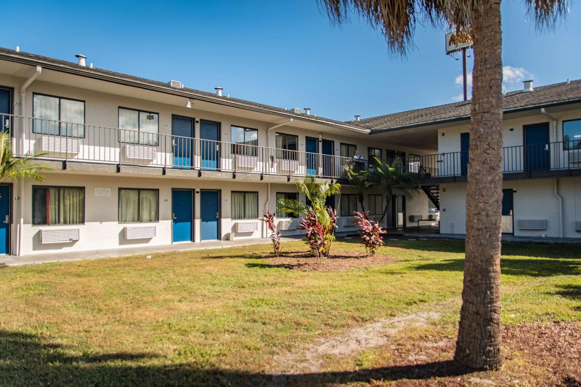 Motel 6-Ft. Pierce, Fl Fort Pierce Exteriér fotografie