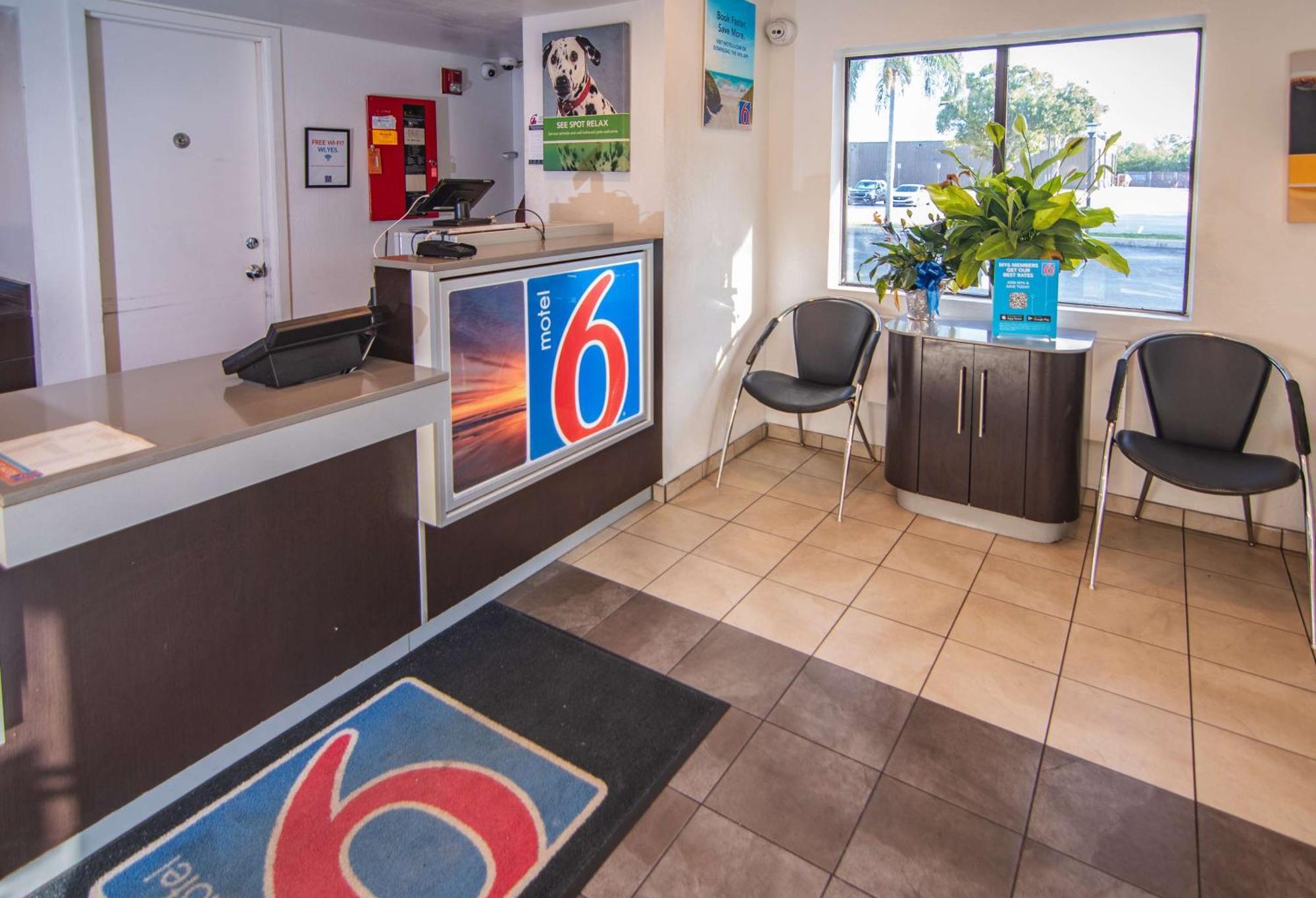 Motel 6-Ft. Pierce, Fl Fort Pierce Exteriér fotografie